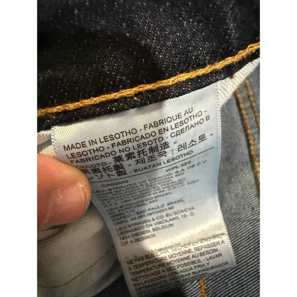 Levi's 550 Relaxed Fit Jeans Mens Size W44 L34 Dark Wash Denim Blue - Picture 3 of 11